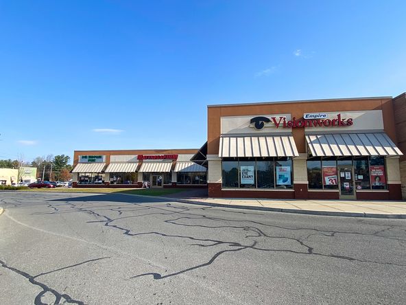 Target Shopping Center: 10 Glenridge Rd, Glenville, NY 12302
